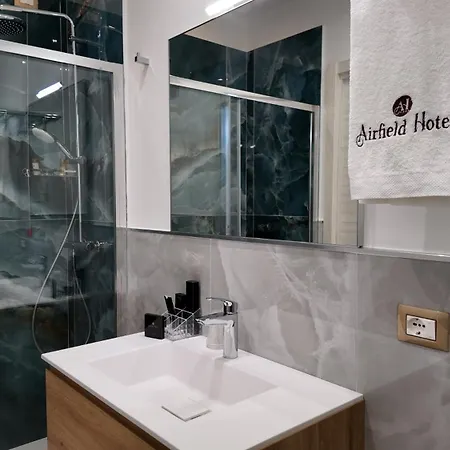 Hotel Airfield & 4*