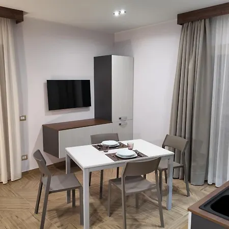 Hotel Airfield & Vibo Valentia
